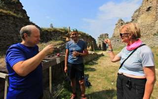 Došlo aj na 'turistický strečing' z Robovej ponuky