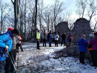 Prestávka na nádvorí Obišovského hradu