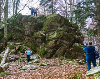 Pozor, Ostrá skala je ostrá