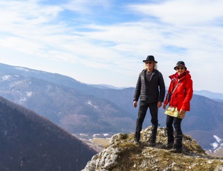 Na Folkmarskej skale v klobúku ala Jakubisko