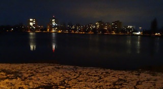  ...okolo nezmrznutého jazera 