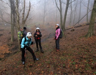 Z Lazov nezmapovanou lesnou cestou
