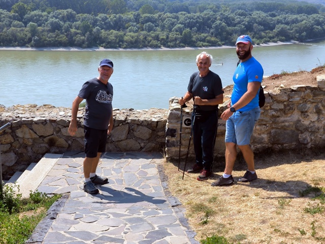 Náš Miro, Lacko (83 r.) a Peťo (predseda KST)