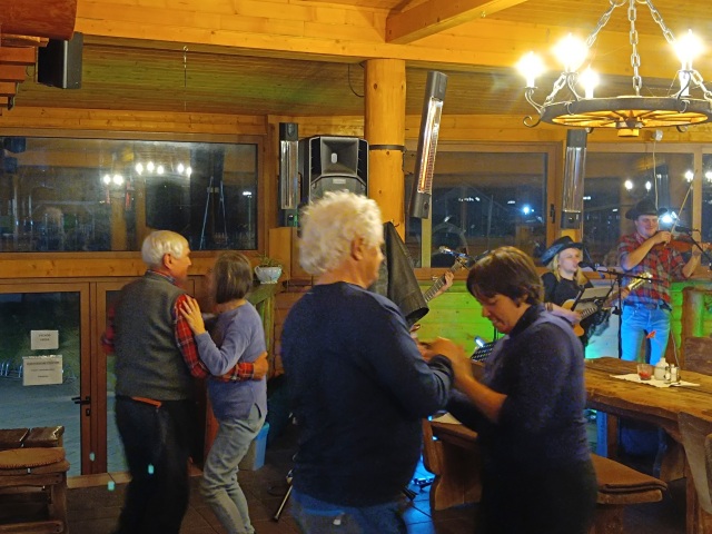 Ako prvé tancujeme v Podkove